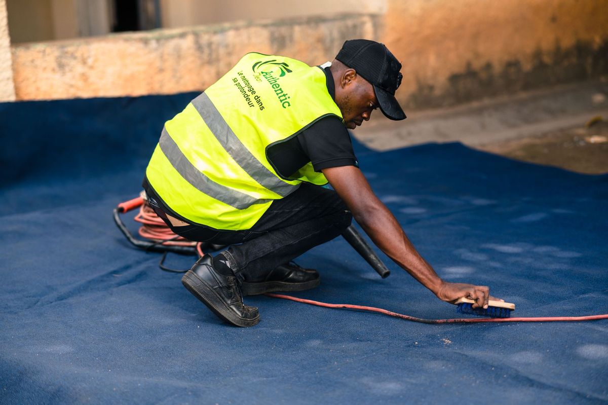 Professional carpet cleaning in a bright Coolum Beach home